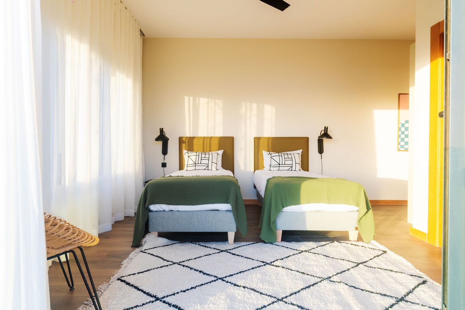 chambrelitdoubletwinbedroom