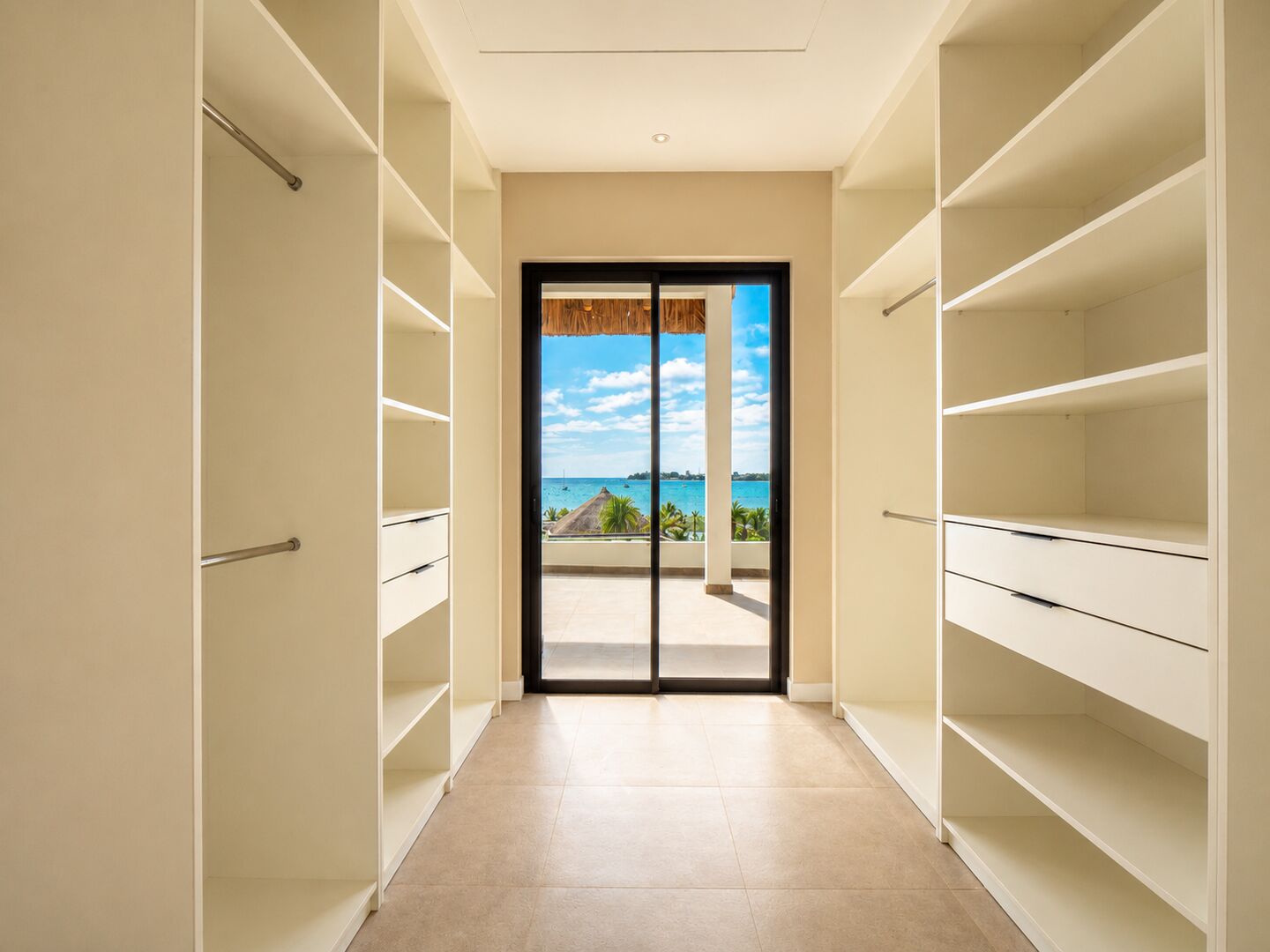 A vendre penthouse front de mer dans une residence