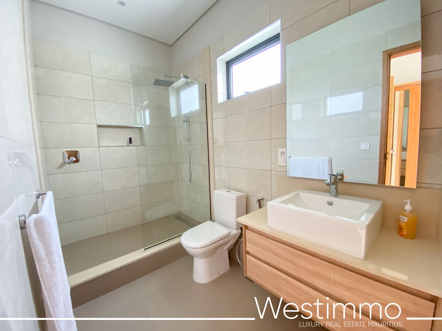 rent luxury apartment noth Westimmo luxury real e