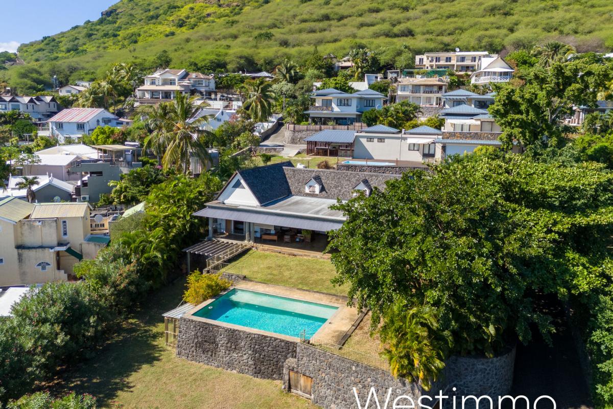 Westimmo Buy villa tamarin sea view7