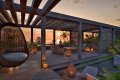 ROCHES NOIRES - A penthouse suspended between sky and lagoon – Crystal Cove