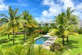 GRAND GAUBE - Magnificent modern duplex on the edge of the Barachois