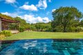 Prestigious 5-bedroom villa for sale in a golf estate in Tamarin