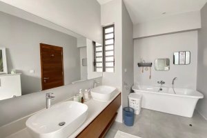 Property - photo 9