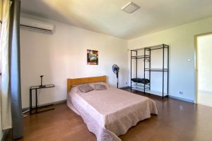 maison a louer a la gaulette avec piscine28