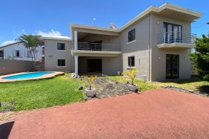 maison a louer a la gaulette avec piscine17