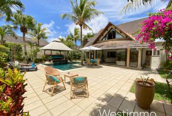 Pereybere - A louer Magnifique Villa Balinaise avec piscine dans complexe sécurisé