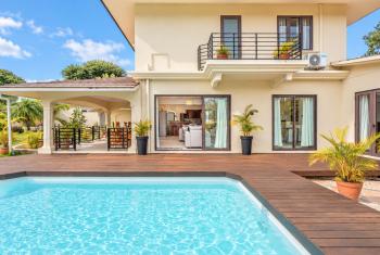 Villa familiale 4 chambres avec piscine à Rivière Noire