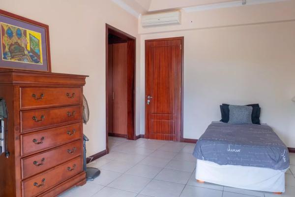 TAMARIN - Exceptionnelle villa de prestige sur le golf - photo 4