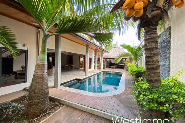 GRAND BAIE - Magnifique Villa style Tropicale de 4 chambres en-suite avec piscine. - photo 1