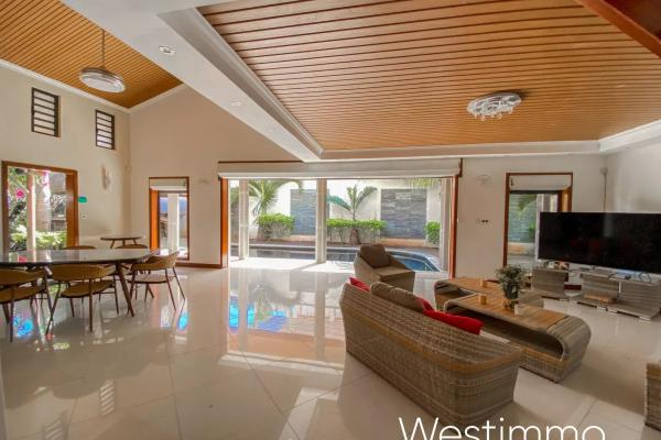 GRAND BAIE - Magnifique Villa style Tropicale de 4 chambres en-suite avec piscine. - photo 6