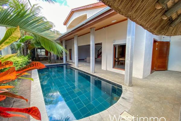 GRAND BAIE - Magnifique Villa style Tropicale de 4 chambres en-suite avec piscine. - photo 2