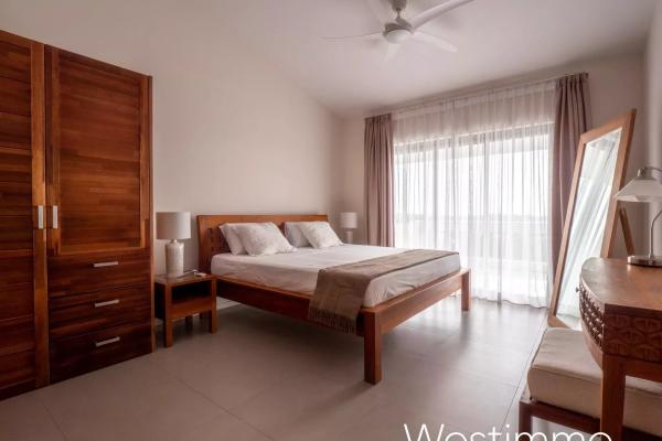 RIVIERE NOIRE - Magnifique penthouse avec vue Morne dans une résidence sécurisée - photo 2