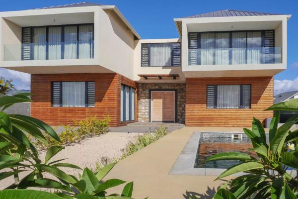 Flic en Flac – Villa Contemporaine à Vendre – Luxe et Vue Panoramique - photo 1