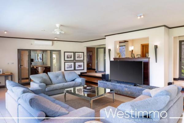 Villa d'exception de 6 chambres avec piscine sur vaste terrain paysagé - photo 6