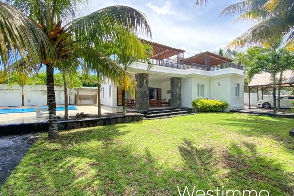 PEREYBERE - A vendre magnifique villa avec appartement indépendant, grand jardin et piscine - photo 2