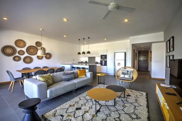 GRAND GAUBE - Appartement 3 chambres à vendre à Grand Gaube avec piscine commune et 174 m² - photo 5