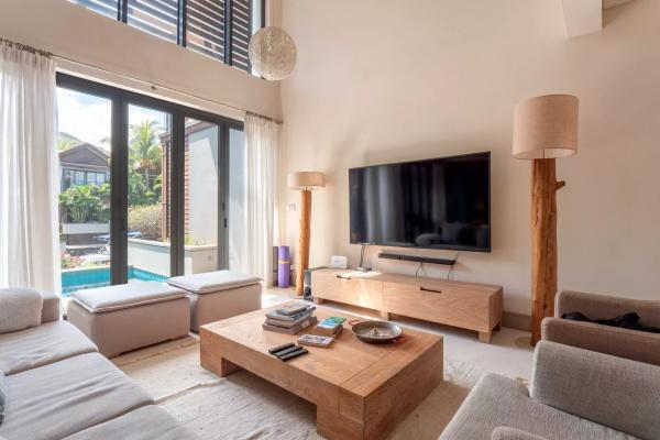 RIVIERE NOIRE - Duplex spacieu de 3 chambres à vendre avec ponton pour bateau - photo 3