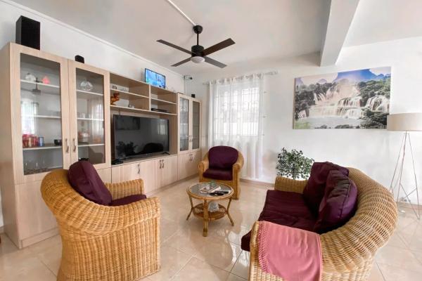 PEREYBERE - Location saisonnière Appartement 3 chambres en rez-de-chaussée de villa - photo 2