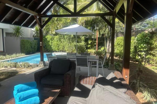 Villa premium à vendre avec jardin tropical et architecture contemporaine - photo 6