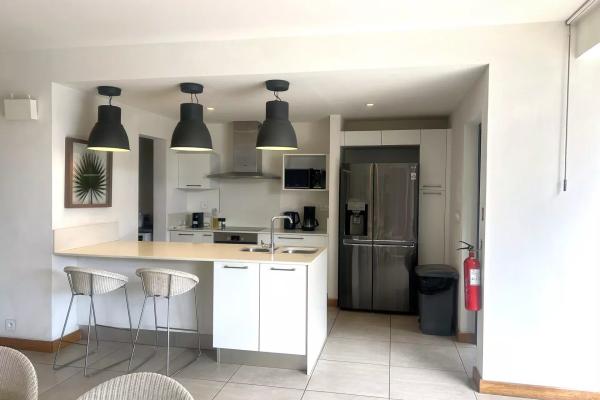 TAMARIN - Villa à vendre avec piscine privée et 3 chambres sur 482 m² - photo 5