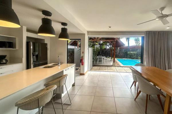 TAMARIN - Villa à vendre avec piscine privée et 3 chambres sur 482 m² - photo 4