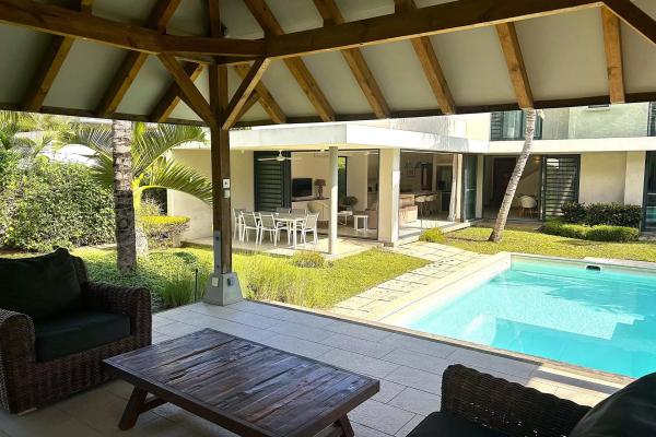 Villa contemporaine avec piscine privée et jardin paysager - photo 6