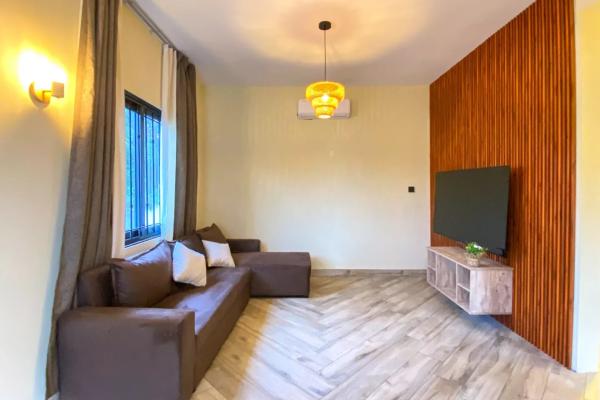 Trou aux Biches - À louer appartement neuf de 2 chambres en rez-de-chaussée avec piscine - photo 3