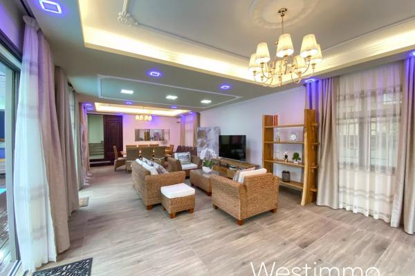 TROU AUX BICHES – À vendre Magnifique Villa Contemporaine récente avec piscine et grande terrasse - photo 3