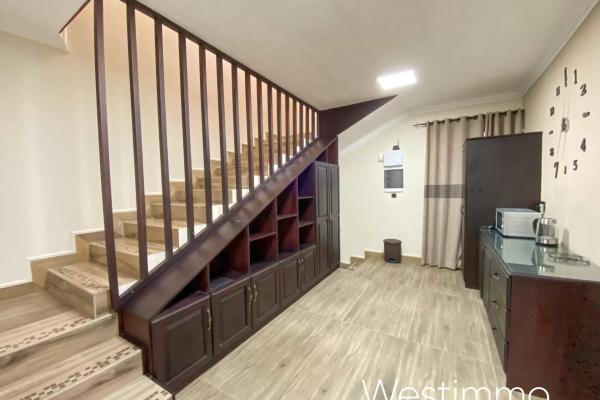 TROU AUX BICHES – À vendre Magnifique Villa Contemporaine récente avec piscine et grande terrasse - photo 5