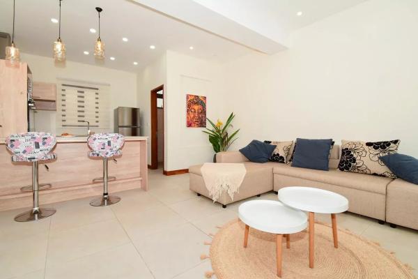 FLIC EN FLAC - Superb apartment 2 bedrooms sea view for rent - photo 5