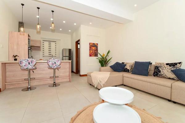 FLIC EN FLAC - Superb apartment 2 bedrooms sea view for rent - photo 1