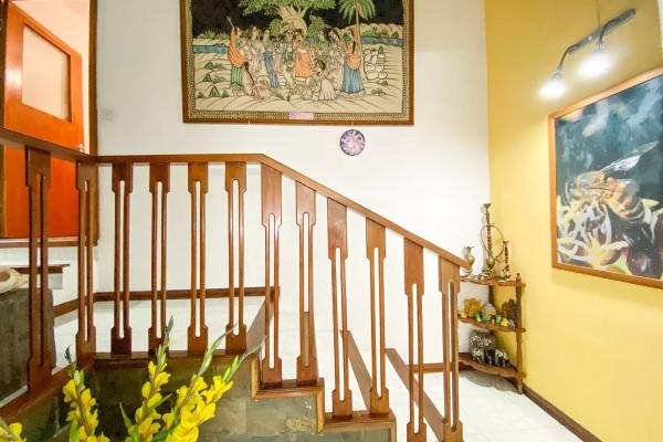 QUATRE BORNES – Elegant 135m² flat for rent | Comfort, Space Ideal Location - photo 4