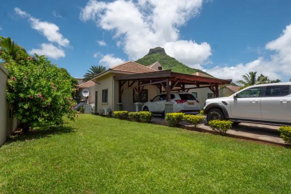 Villa à vendre à Tamarin avec terrain de golf et BBQ exceptionnel - photo 6
