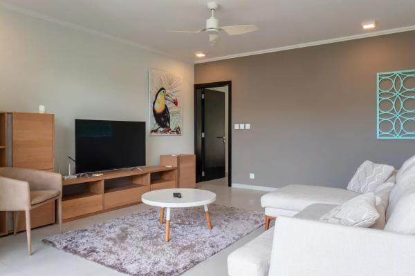 Appartement R+2 avec vue mer, Tamarin - 122m² - Proximité Golf et Plage - photo 5