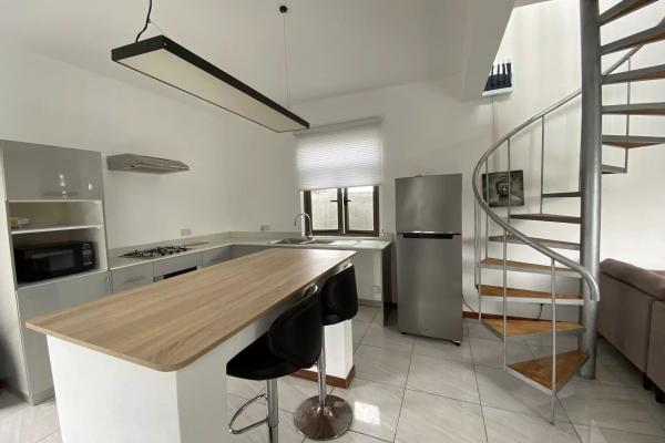 GRAND BAIE - Location long terme Villa avec terrasse, jardin et piscine. - photo 3