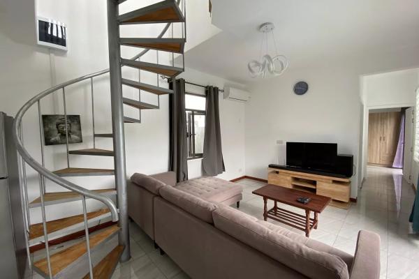 GRAND BAIE - Location long terme Villa avec terrasse, jardin et piscine. - photo 5