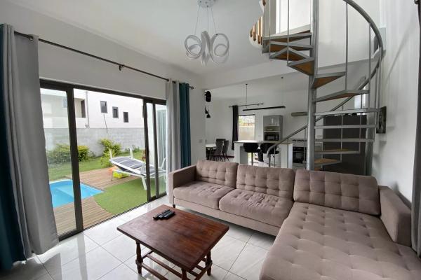 GRAND BAIE - Location long terme Villa avec terrasse, jardin et piscine. - photo 2