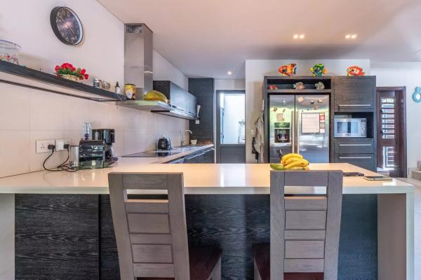 Duplex 3 chambres à vendre à La Balise Marina – Ponton privé – Rivière Noire - photo 2