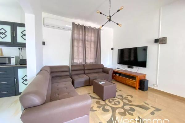 TROU AUX BICHES - Location long terme grand appartement en rez-de-chaussée proche plage - photo 4