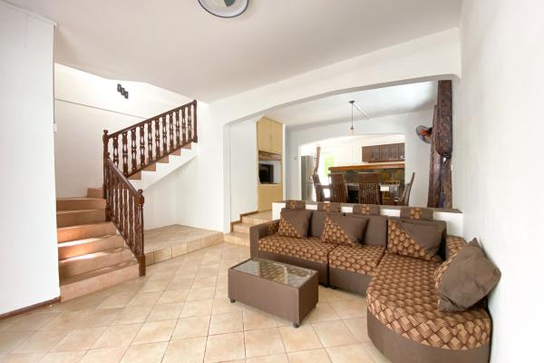 PEREYBERE - Appartement meublé à louer de 3 chambres  - photo 2