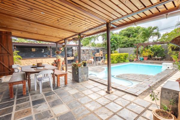 maison a vendre tamarin7