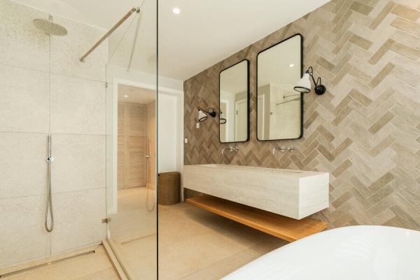 Projet SHOBA  Flic en Flac  Salle de bain principa