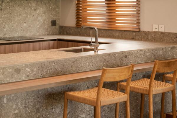 Projet SHOBA  Flic en Flac  Detail cuisine bar  by