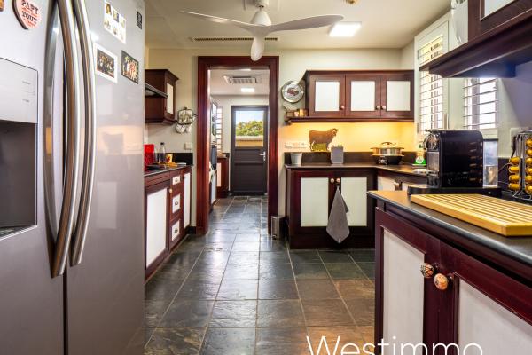 westimmo villa for sale albion clubmed26