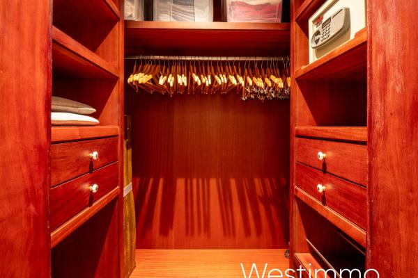 westimmo villa for sale albion clubmed60