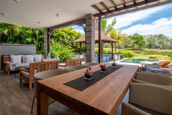 Maison meublée de 270 m² sur le golf de Belle Ombre - photo 6