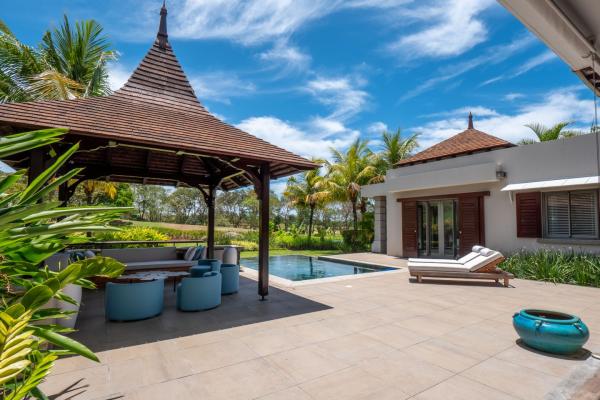 Maison meublée de 270 m² sur le golf de Belle Ombre - photo 2