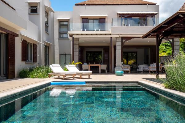 Maison meublée de 270 m² sur le golf de Belle Ombre - photo 3