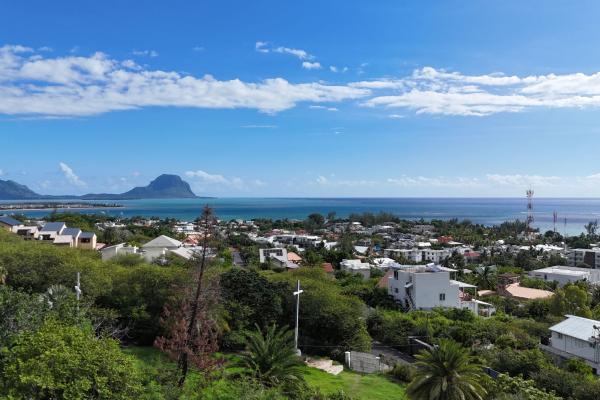 Penthouse 4 suites à Tamarin avec piscine et vue sur le lagon - photo 1